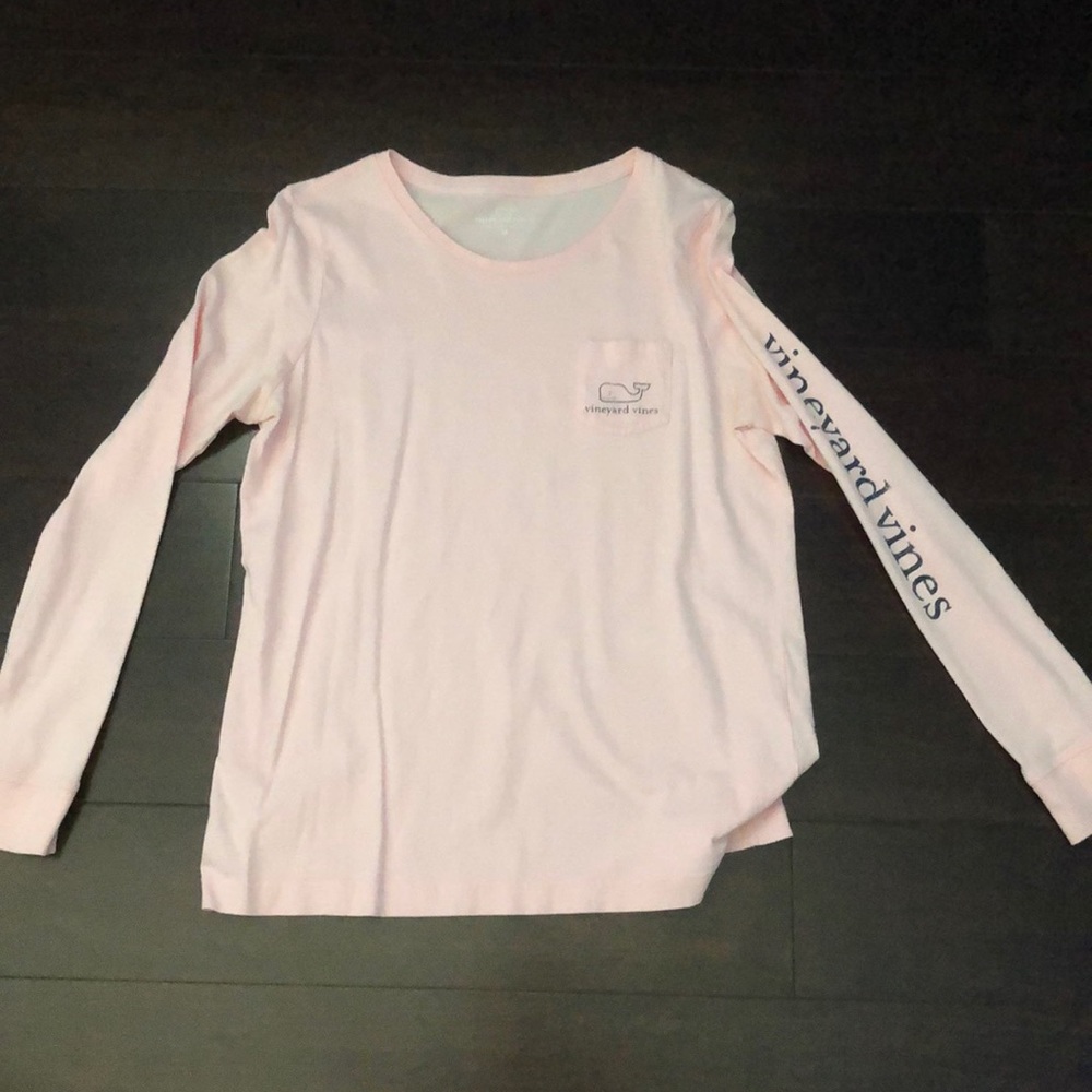 Pink Vineyard vines long sleeve